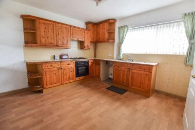 Leased - 137 Lundy Road-7