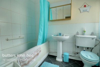 Lease - 5 Edensor Street-5