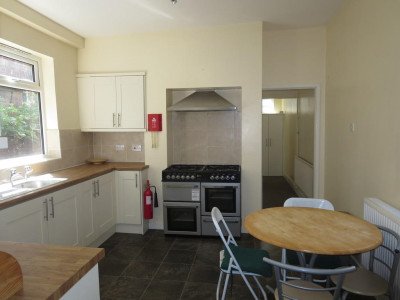 Leased - 14 St. Edmond Avenue-6